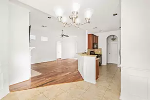 1613 Saulnier St, Houston, TX 77019 - Photo 8