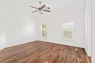 1613 Saulnier St, Houston, TX 77019 - Photo 16
