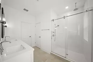 2308 Via Isa Ln, Houston, TX 77051 - Photo 18