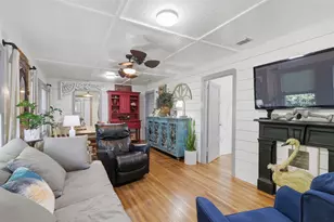 208 McPhail St, Tomball, TX 77375 - Photo 6