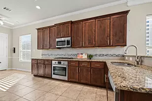 1154 W 10th St, Houston, TX 77008 - Photo 10