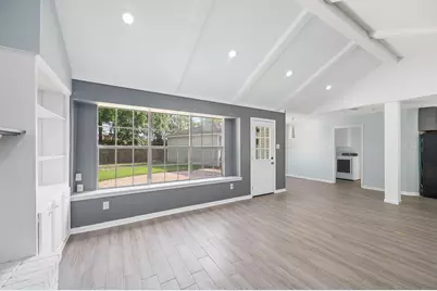 10623 Wickersham Lane, Houston, TX 77042 - Photo 16