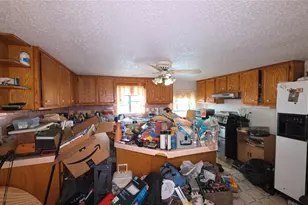 13431 County Rd 282, Alvin, TX 77511 - Photo 4