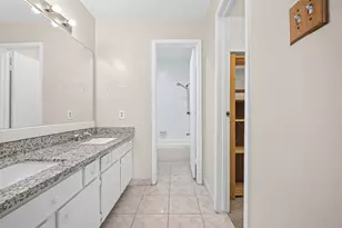9707 Richmond Ave, Houston, TX 77042 - Photo 30