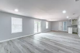 5122 W Bellfort Ave, Houston, TX 77035 - Photo 20