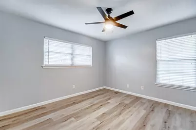 5122 W Bellfort Avenue, Houston, TX 77035 - Photo 18