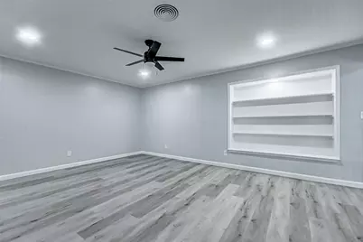 5122 W Bellfort Avenue, Houston, TX 77035 - Photo 8