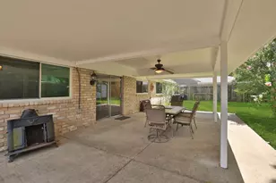 9627 Oldenburg Ln, Houston, TX 77065 - Photo 36
