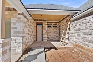 3026 Silverbell Ct, Bryan, TX 77807 - Photo 2