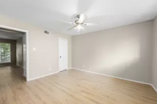 2012 Brun St, Houston, TX 77019 - Photo 16