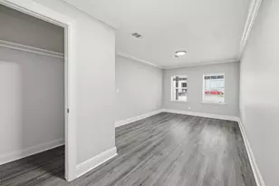 7514 Meadowshire St, Houston, TX 77037 - Photo 26