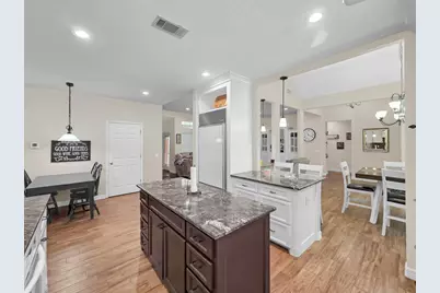 520 Meadow Lane, Winnie, TX 77665 - Photo 8