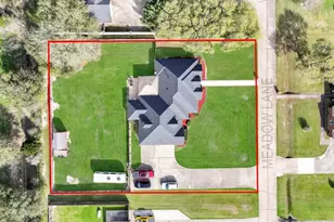 520 Meadow Ln, Winnie, TX 77665 - Photo 4