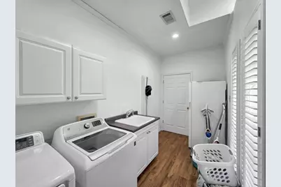 520 Meadow Lane, Winnie, TX 77665 - Photo 22