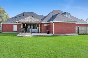 520 Meadow Ln, Winnie, TX 77665 - Photo 48
