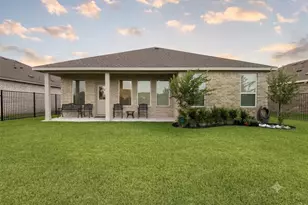 2605 Lago Costa Dr, Texas City, TX 77568 - Photo 18