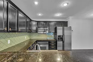 2800 Jeanetta St, Houston, TX 77063 - Photo 4