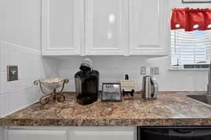 2019 Flamingo Dr, Crystal Beach, TX 77650 - Photo 18