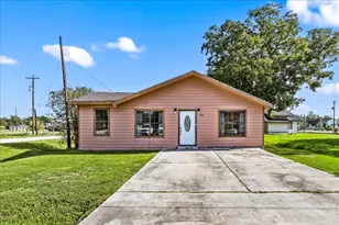 3201 Avenue F, Dickinson, TX 77539 - Photo 6