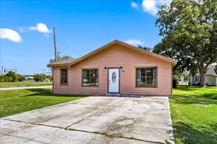 3201 Avenue F, Dickinson, TX 77539 - Photo 4