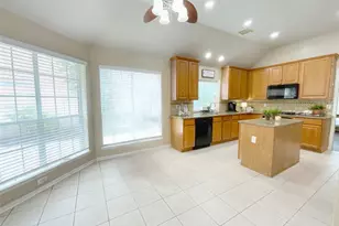 1914 Windy Park Dr, Houston, TX 77339 - Photo 18