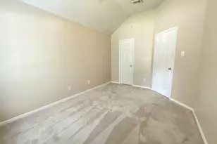 1914 Windy Park Dr, Houston, TX 77339 - Photo 34