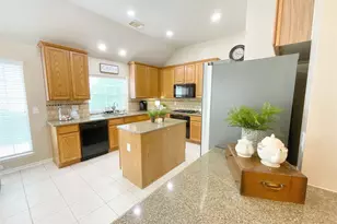 1914 Windy Park Dr, Houston, TX 77339 - Photo 22