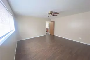 430 Breeze Park Dr, Houston, TX 77015 - Photo 10
