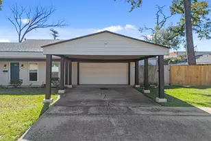 10151 Brinwood Dr, Houston, TX 77043 - Photo 8