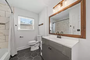 10151 Brinwood Dr, Houston, TX 77043 - Photo 14