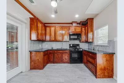 7303 Enchanted Rock Lane, Missouri City, TX 77459 - Photo 18