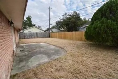 8322 Wynbrook Street, Houston, TX 77061 - Photo 20