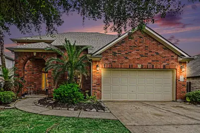 4112 S Meridian Greens Drive, Dickinson, TX 77539 - Photo 2