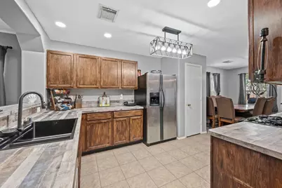5211 Ginseng Drive, Baytown, TX 77521 - Photo 6