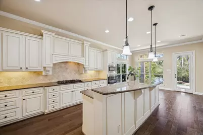 26 Sandwell Place, The Woodlands, TX 77389 - Photo 14