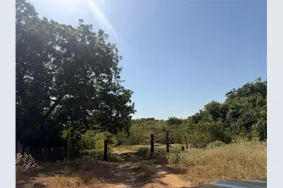 17353 County Road 323, Navasota, TX 77868 - Photo 2