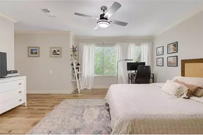 239 Litchfield Lane, Houston, TX 77024 - Photo 16
