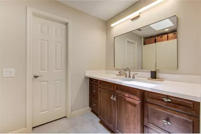 239 Litchfield Lane, Houston, TX 77024 - Photo 12