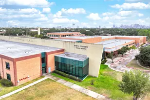 4909 Spruce St, Bellaire, TX 77401 - Photo 34