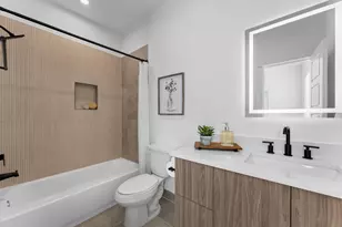 4329 Arlington St, Houston, TX 77022 - Photo 32