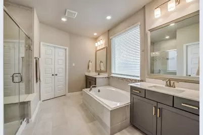 4204 Weathered Oak Drive, Houston, TX 77080 - Photo 20
