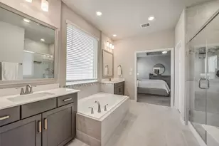 4204 Weathered Oak Dr, Houston, TX 77080 - Photo 18