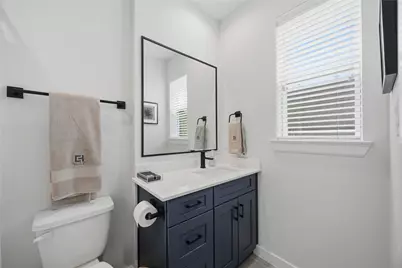 817 Thornton Road #E, Houston, TX 77018 - Photo 4