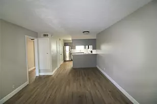 1305 Adams St, Conroe, TX 77301 - Photo 6