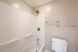 278 Litchfield Ln, Houston, TX 77024 - Photo 16