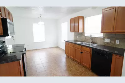 4403 Sprangletop Avenue, Baytown, TX 77521 - Photo 8