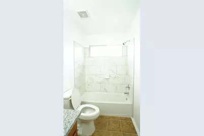 4403 Sprangletop Avenue, Baytown, TX 77521 - Photo 20