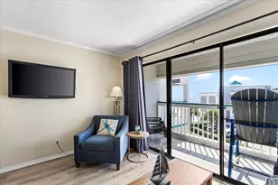 6102 Seawall Blvd, Galveston, TX 77551 - Photo 22