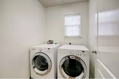 1901 Fletcher Street, Houston, TX 77009 - Photo 18