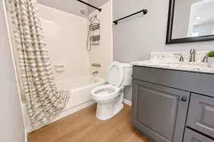 10843 Braes Bend Dr, Houston, TX 77071 - Photo 2